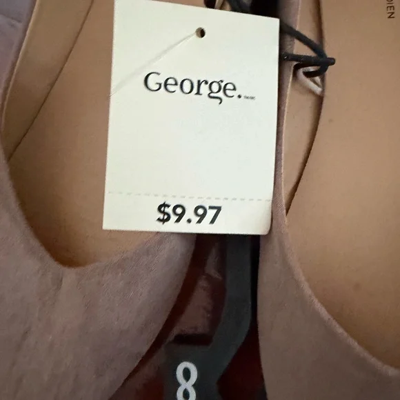 Women’s Beige Suede feel Flat Shoes (size 8) - Picture 3 of 4